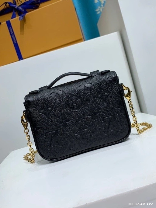 Aaa replica ru MICRO Vuitton Louis METIS 0729